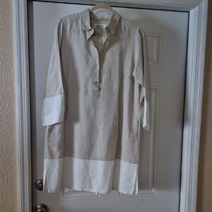 Tan and White Button-Up Tunic